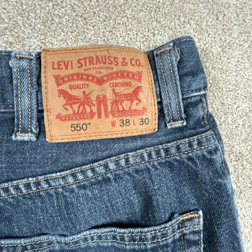 Vintage Levi's 550 Jeans Mens‎ 38x30 Blue Denim Medium Wash Straight Leg Casual